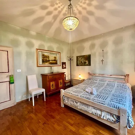 Casa de hóspedes Elegante Monzuno