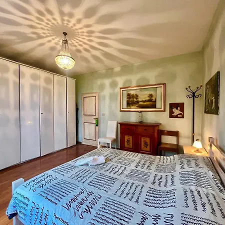 Elegante * Monzuno